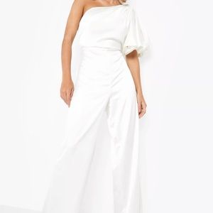 Boohoo white jumpsuit, one shoulder, wide leg